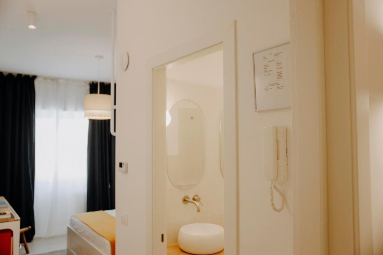 Petrarca17 Guest House A Due Passi Dal Mare Terracina Zewnętrze zdjęcie